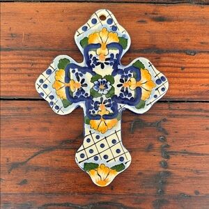 Handcrafted Mexican Pottery Tierra Fina Talavera Cross.